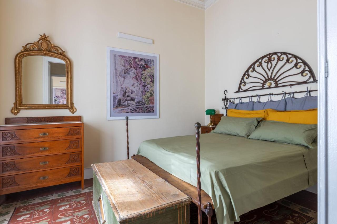 Catania City Center Historical Building Home Eksteriør bilde